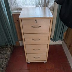 Lockable Drawer Unit