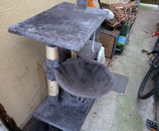 Cat tree