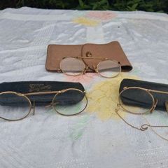 3 X Irish Gold Victorian Glasses
