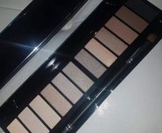 IsaDora eyeshadow palette