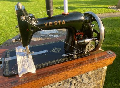 Vesta Vintage Sewing Machine