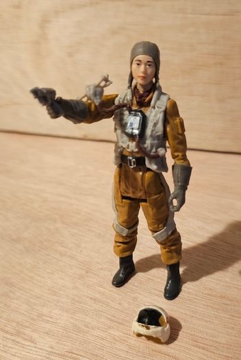 Star Wars Paige  Tico 3.75 " Scale As New Out Of Pack