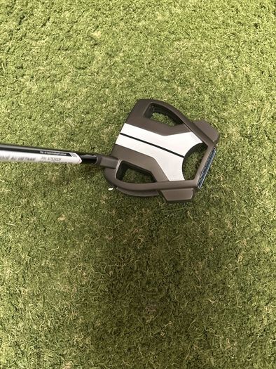 Like new Taylormade Spider putter