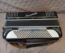 Vintage scandalli butterfly model piano  accordion, open to offers