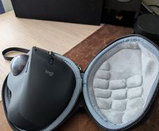 Logitech MX Ergo Trackball Mouse with Carry Case