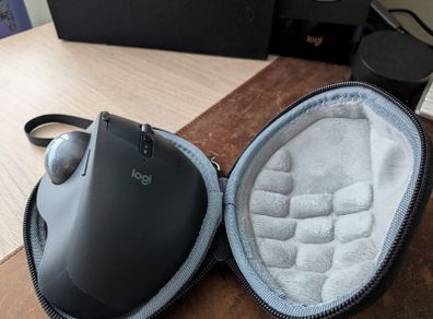 Logitech MX Ergo Trackball Mouse with Carry Case