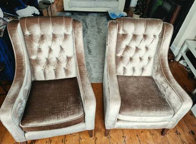 Chairs - Pair of Living Room Chairs