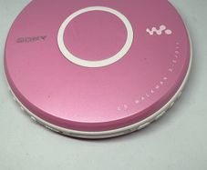 Sony DEJ011 Portable Walkman CD Player - Pink