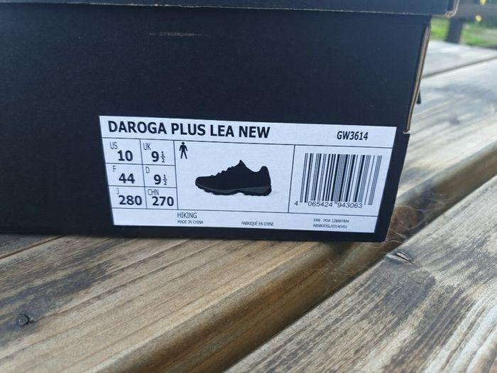 Adidas Daroga UK 9.5 Euro 44