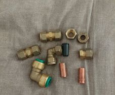 random brass pipe connector set. Diesel tank plumber heating House clearance sale unwanted stuff gift car boot sale Xmas