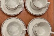 2004 Vintage Royal Doulton Platinum Collection 4 Tea Cups and Saucers