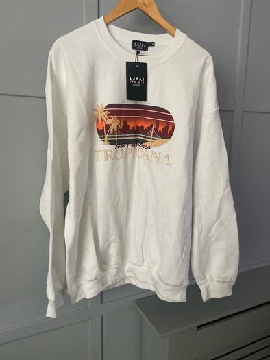BNWT BooHoo OverSize Sweatshirt - M