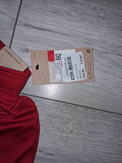 Brand New Liverpool FC Stadium Home Shorts - Size - Large - RRP - 44.99 - Open To Offers!!