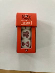 Rory's story cubes - score