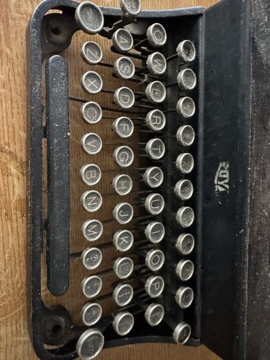 Royal Portable Typewriter 1930s Made in USA Working