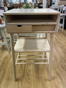 Art table
