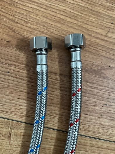 Kitchen sink pipes