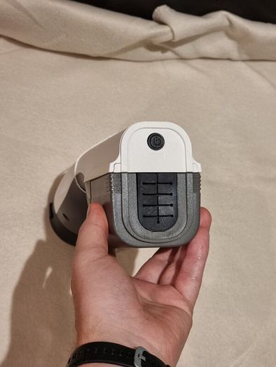 Hyundai Vehicle-to-load (V2L) Adapter