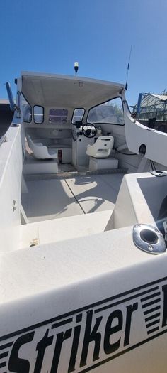 striker 18