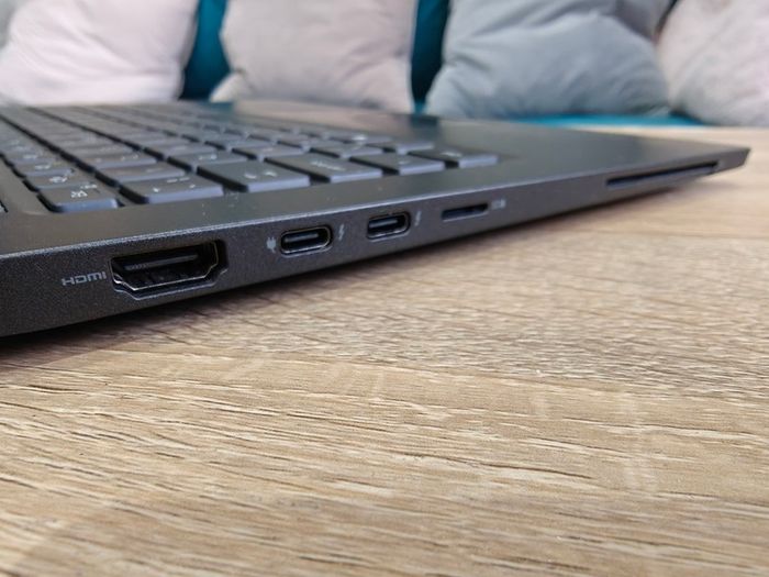 Dell Latitude 7410 | i7 | 16GB | 256GB | 14" FHD | Win11