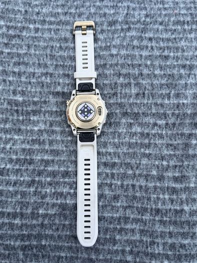 Garmin Fenix 7S Pro Sapphire Solar Edition Soft Gold with Light Sand Band