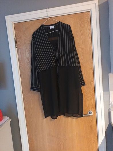 Savida Long Sleeved  Blouse Or Top Long. S.14.