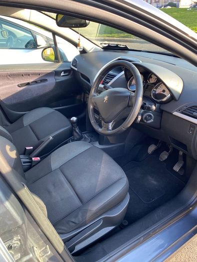 2010 Peugeot 207