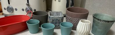 Small/medium plant pots