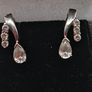 14 ct white gold earrings Image 4