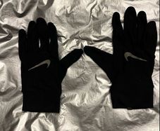 Nike Lightweight Running Gloves are highly breathable and stretchy running gloves size L/XL