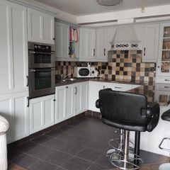 kitchen Units / Kitchen