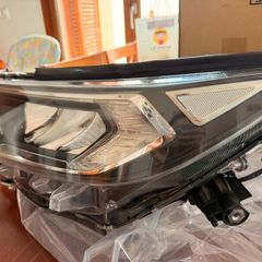 Toyota RAV4 2019-2024 Genuine OEM LED Headlights