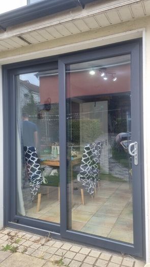Double sliding door Grey