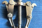 Bearing Puller