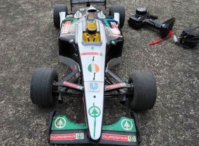 Grand Prix F1 Racing Car - 1:6 Scale Super Remote Radio Control