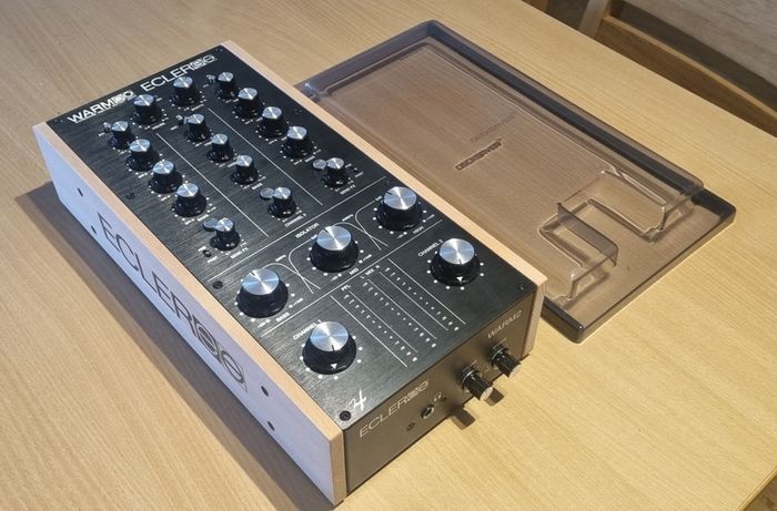 Ecler WARM 2 DJ Mixer