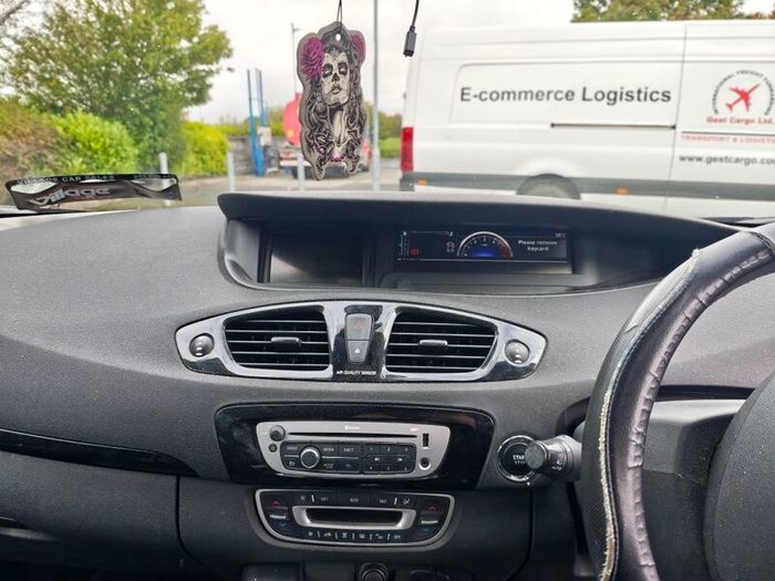 2012 Renault Scenic