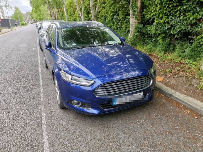 Ford Mondeo Estate Diesel blue automatic 2016