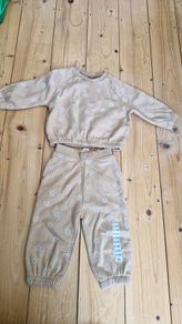 Jumpers and trousers set, BNWT, 9-12 months