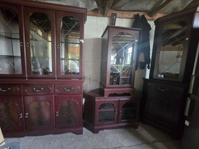 Dresser,tv unit,corner cabinet