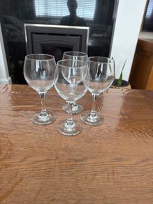 14 wine glases