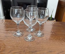 14 wine glases