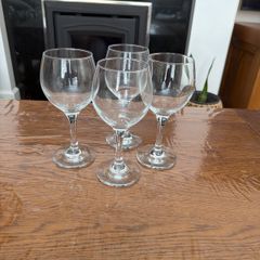 14 wine glases