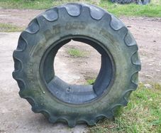 Tractor front tyres 380/85r24