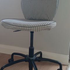 Swivel chair