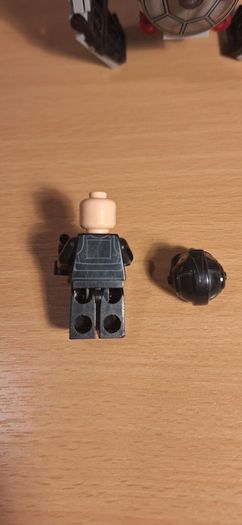 LEGO Star Wars 75128 TIE Advanced Prototype Microfighter