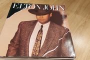 Elton John - Breaking Hearts - Vinyl Record