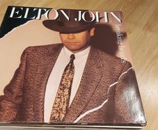 Elton John - Breaking Hearts - Vinyl Record