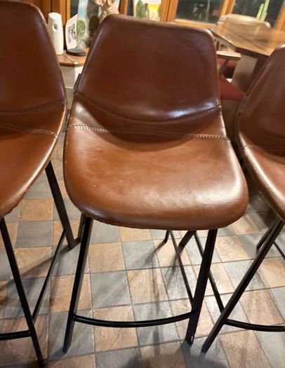 High kitchen stools