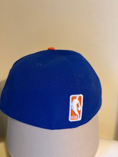 New York Knicks Mens Team Classic New Era 59Fifty Flat Brim Hat Size 8 - NBA Basketball Cap